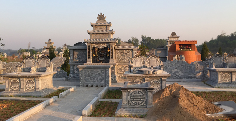 Lăng mộ đá 48