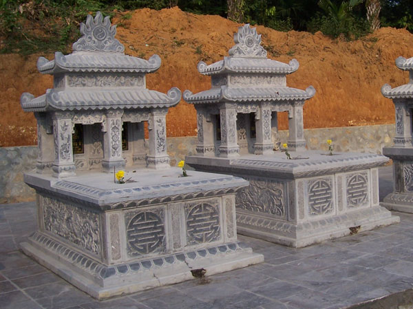 MỘ ĐÁ ĐÔI-006